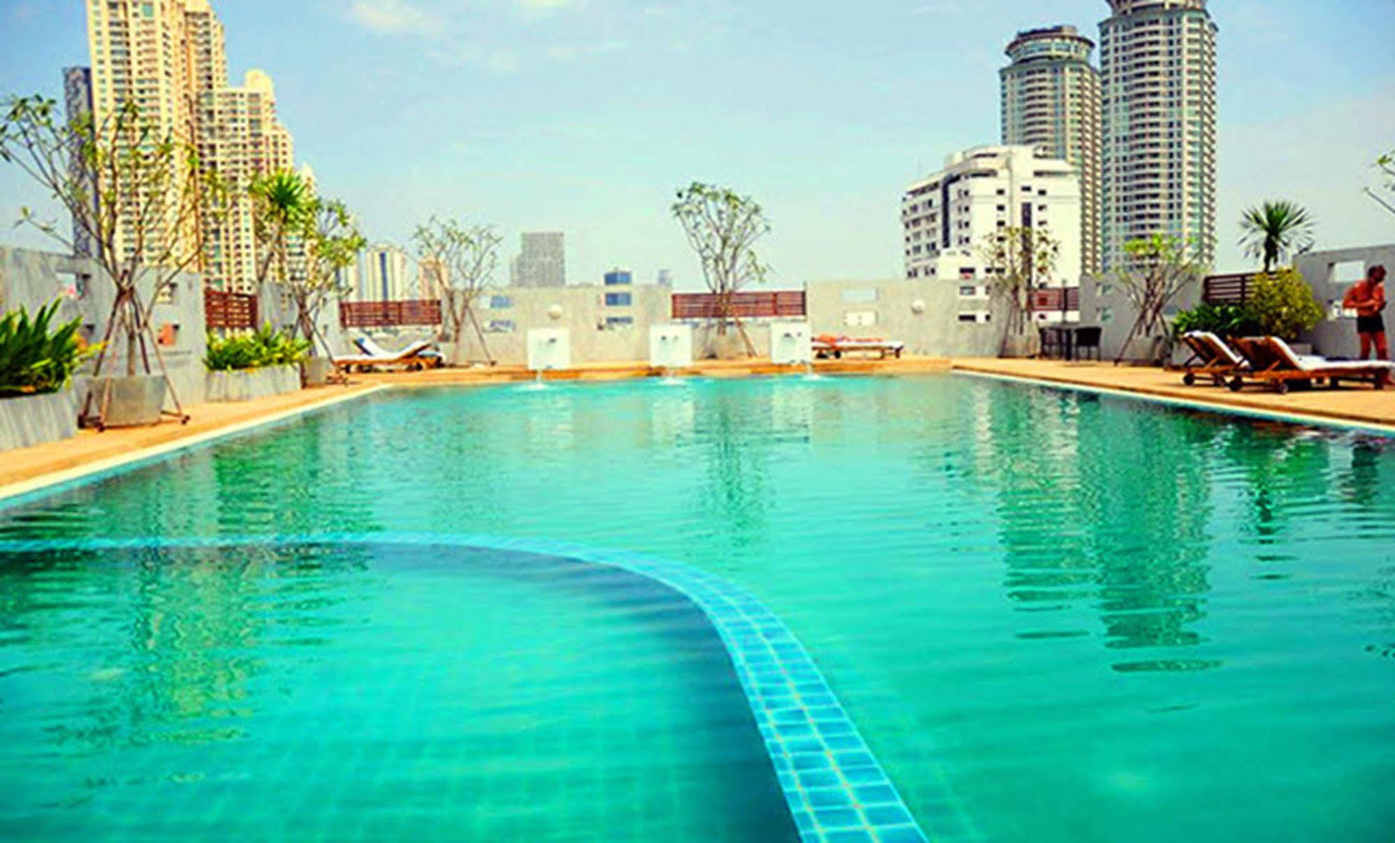 Sathorn Grace Serviced Residence Bangkok Exteriör bild